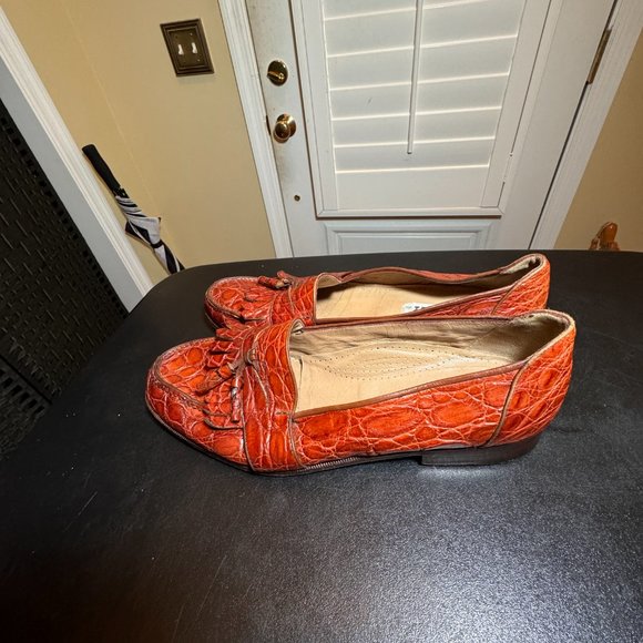 Bally  size 9.5 D  mens tan slip-on loafer main image 6